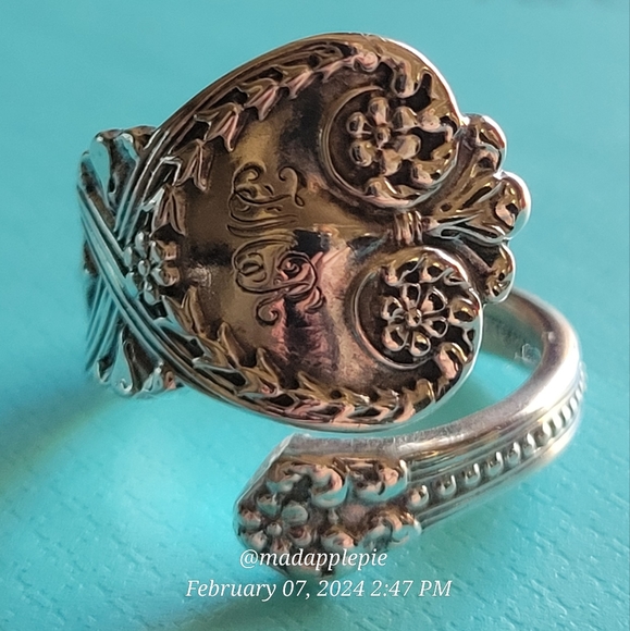 1889 Tiffany & Co.  Saint James Spoon Ring in Sterling Silver Luxury jewelry #77 - Picture 10 of 16